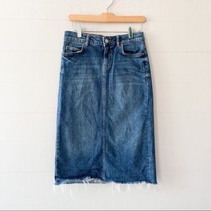 ZARA Distressed MIDI Jean Skirt Size small